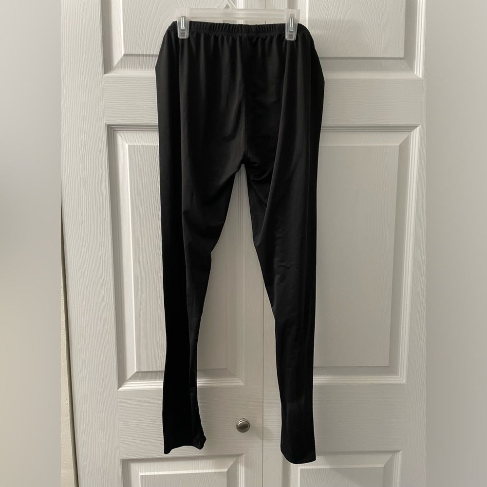 🐮Warm essentials by Cuddl Duds black leggings🐮 - Picture 3 of 4